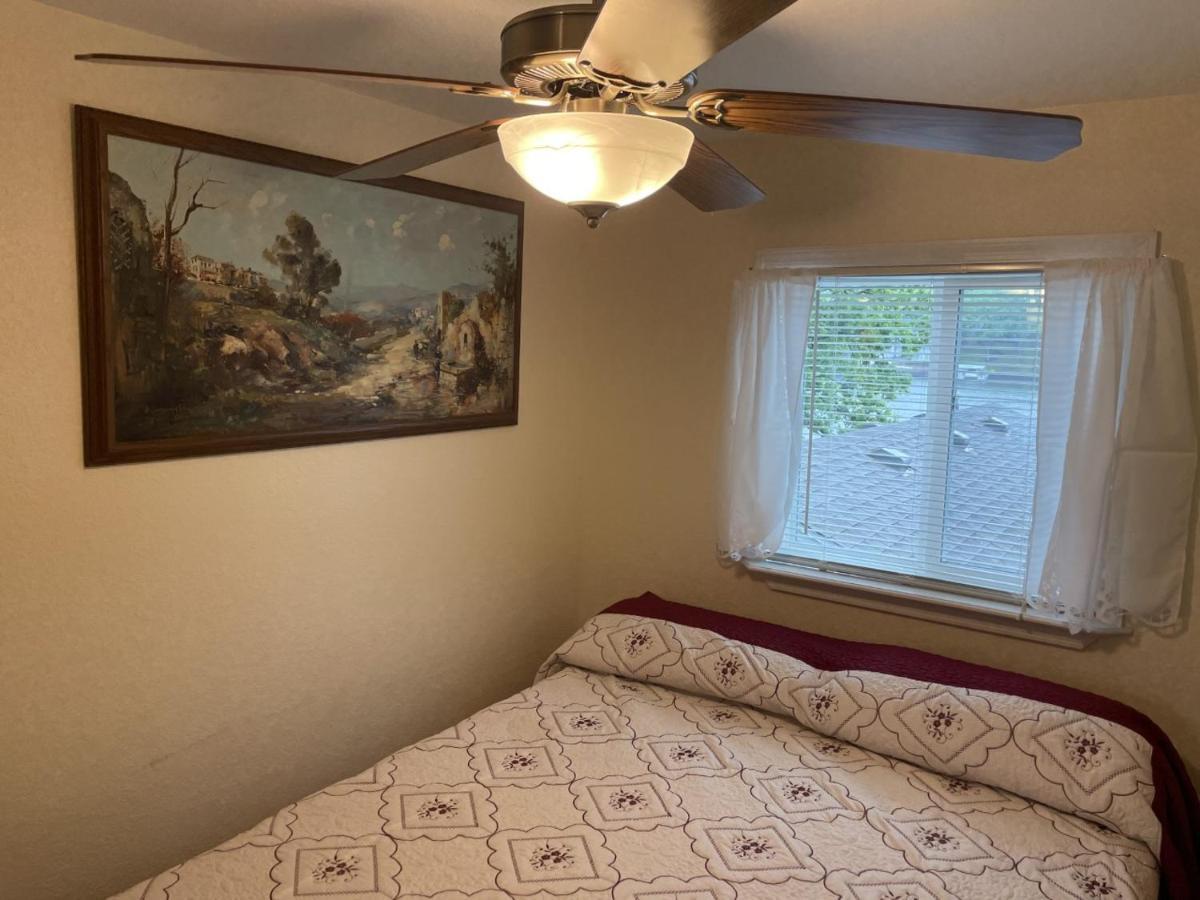 Loft , Boat Dock, 2 Bedrooms , Pet Friendly Gravois Mills 외부 사진