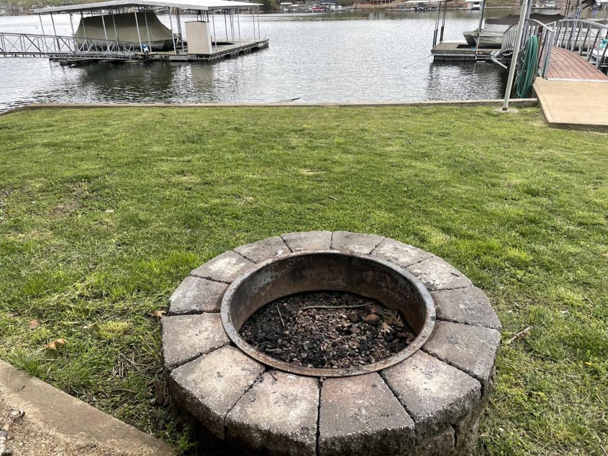 Loft , Boat Dock, 2 Bedrooms , Pet Friendly Gravois Mills 외부 사진